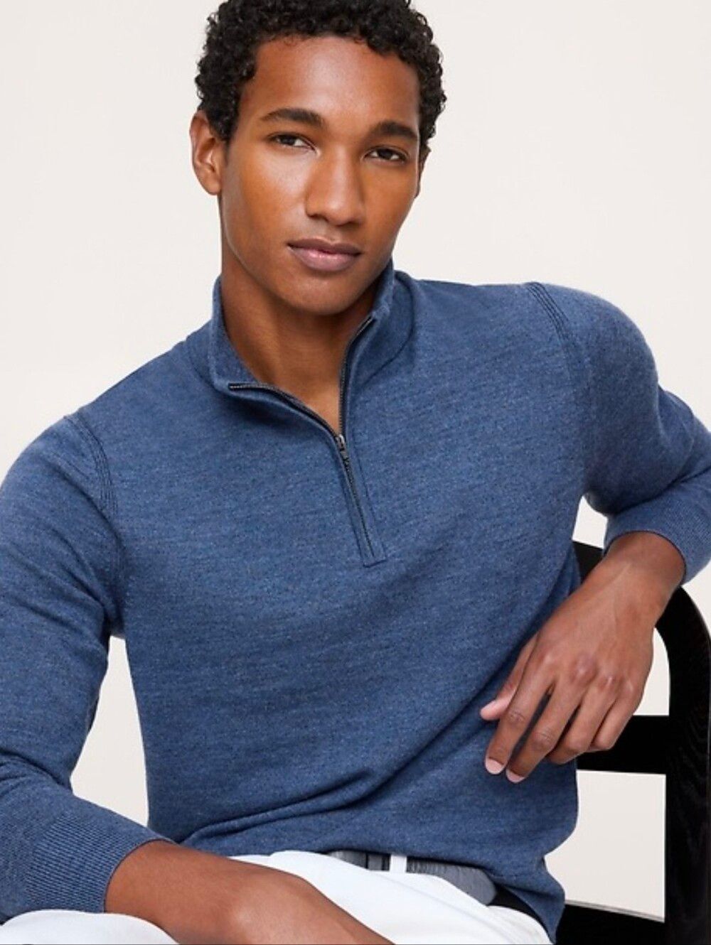 Banana Republic Men's Quarter-Zip Blue Sweater Size M NWT